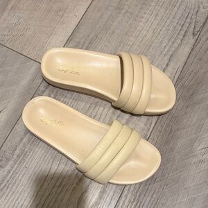 Seychelles Cream Quilted Slide Sandals